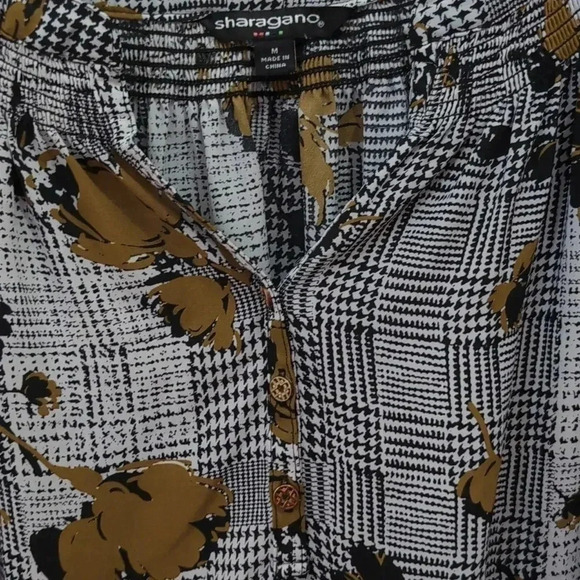 SHARAGANO Tunic Top Floral Smocked Accent Buttons - Picture 2 of 8